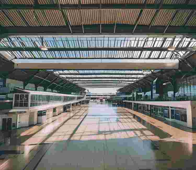 airport transfers coach hire